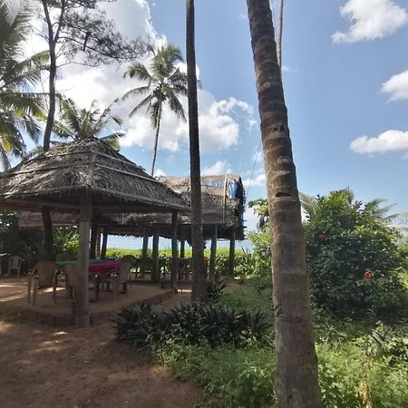 Sukriti Beach Resort Varkala Kültér fotó