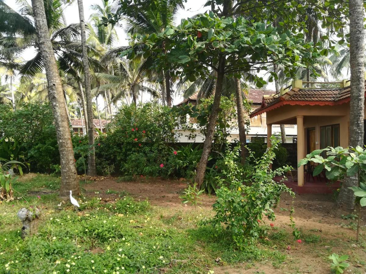 Sukriti Beach Resort Varkala Kültér fotó