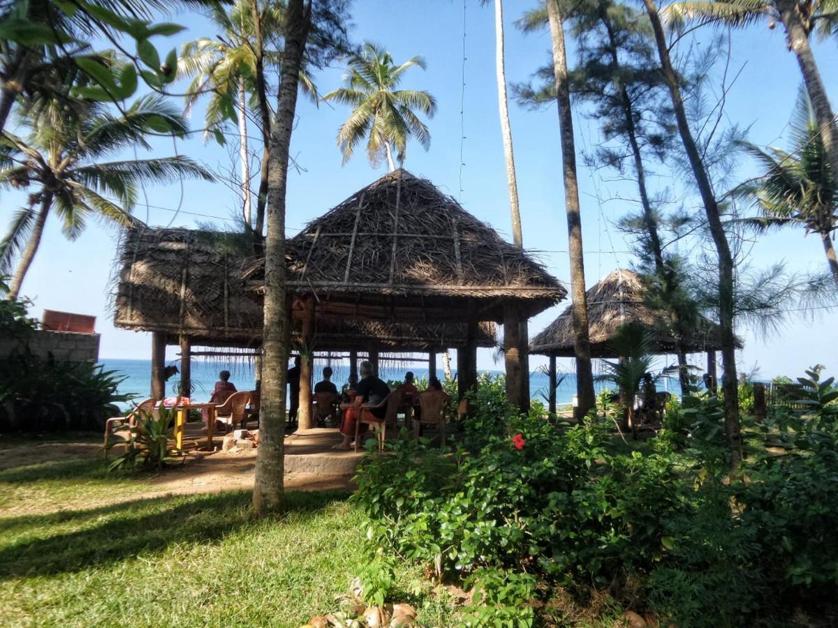 Sukriti Beach Resort Varkala Kültér fotó