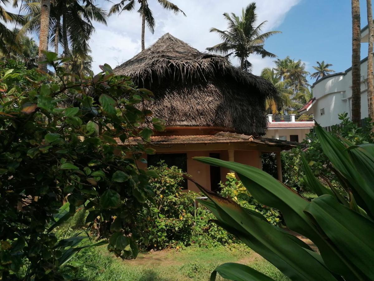 Sukriti Beach Resort Varkala Kültér fotó