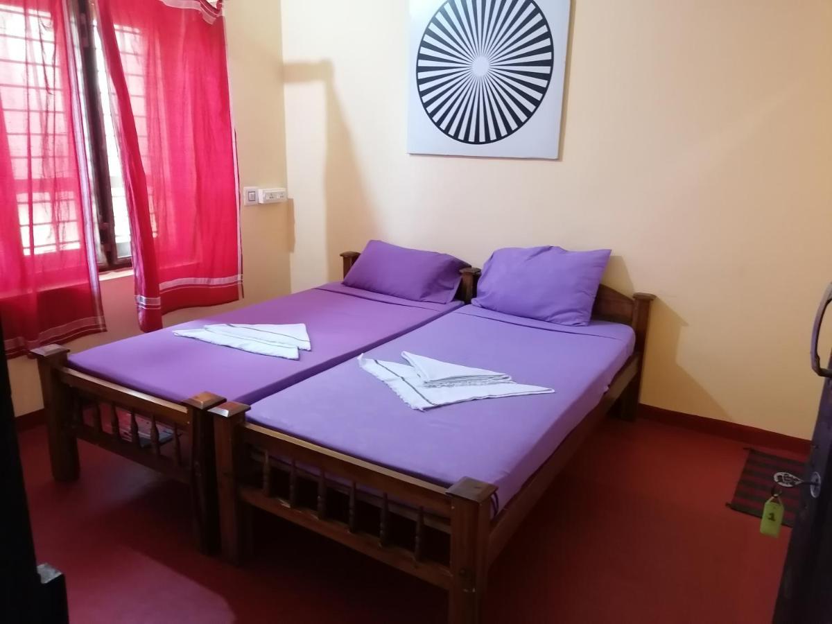 Sukriti Beach Resort Varkala Kültér fotó