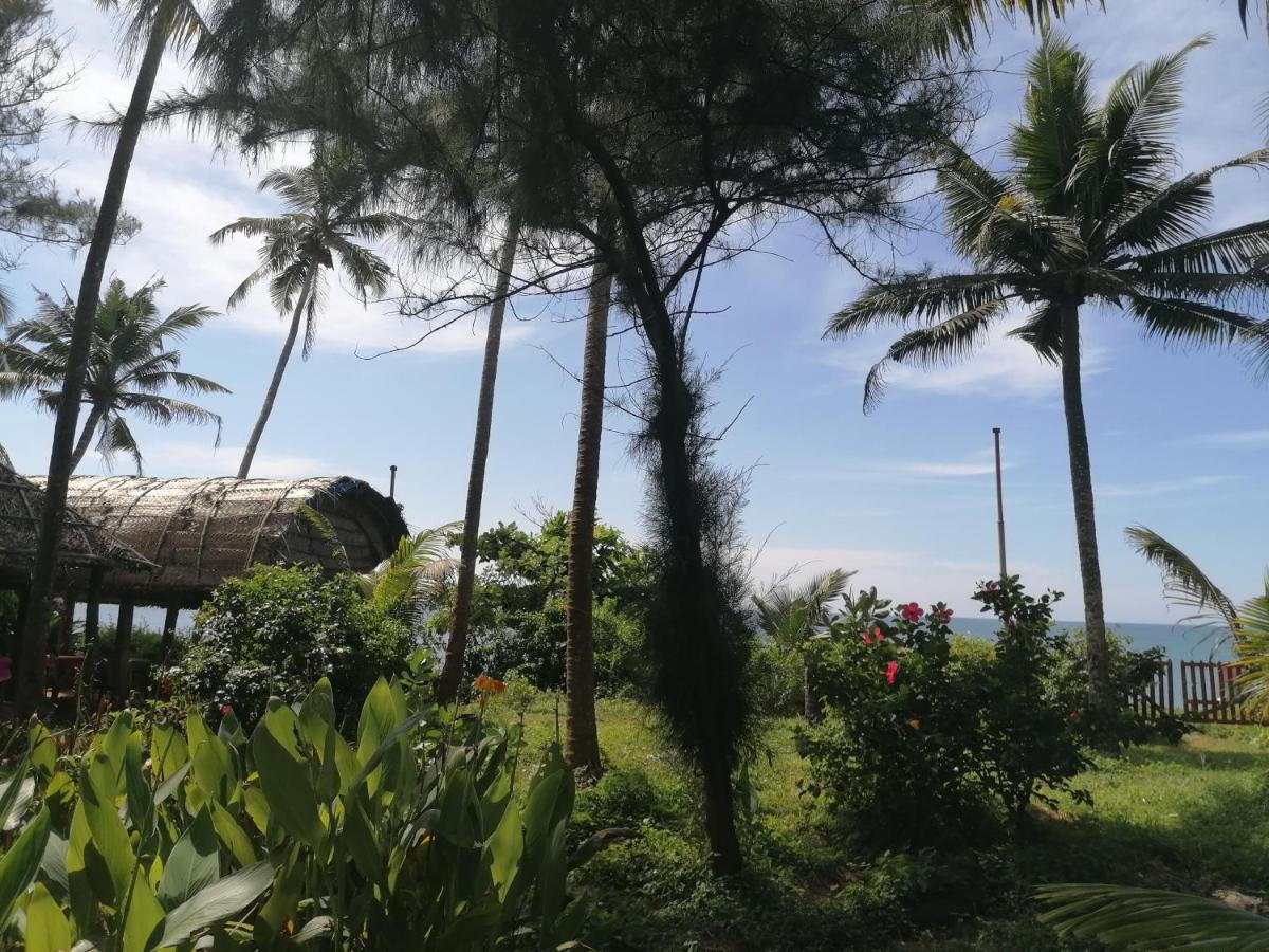 Sukriti Beach Resort Varkala Kültér fotó